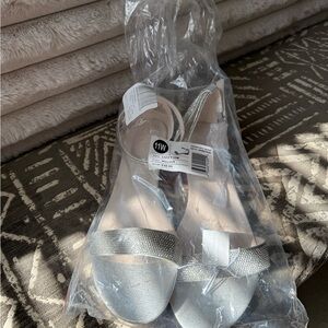 Elegant Silver Women's Sandals